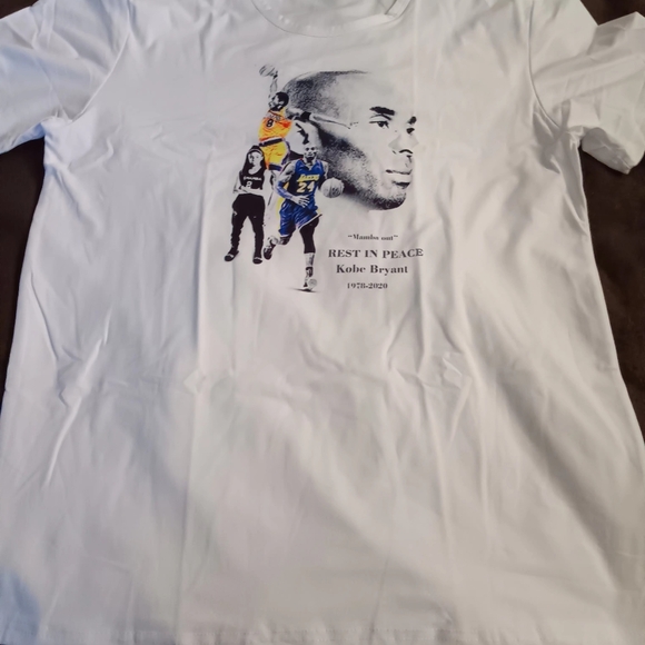KOBE BRYANT TRIBUTE TEE SHIRT - Picture 6 of 12